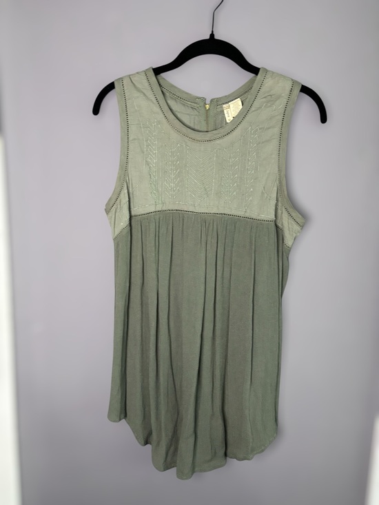 Japna Tops - Japna Olive Green Sleeveless Flowy Round Neck Top M